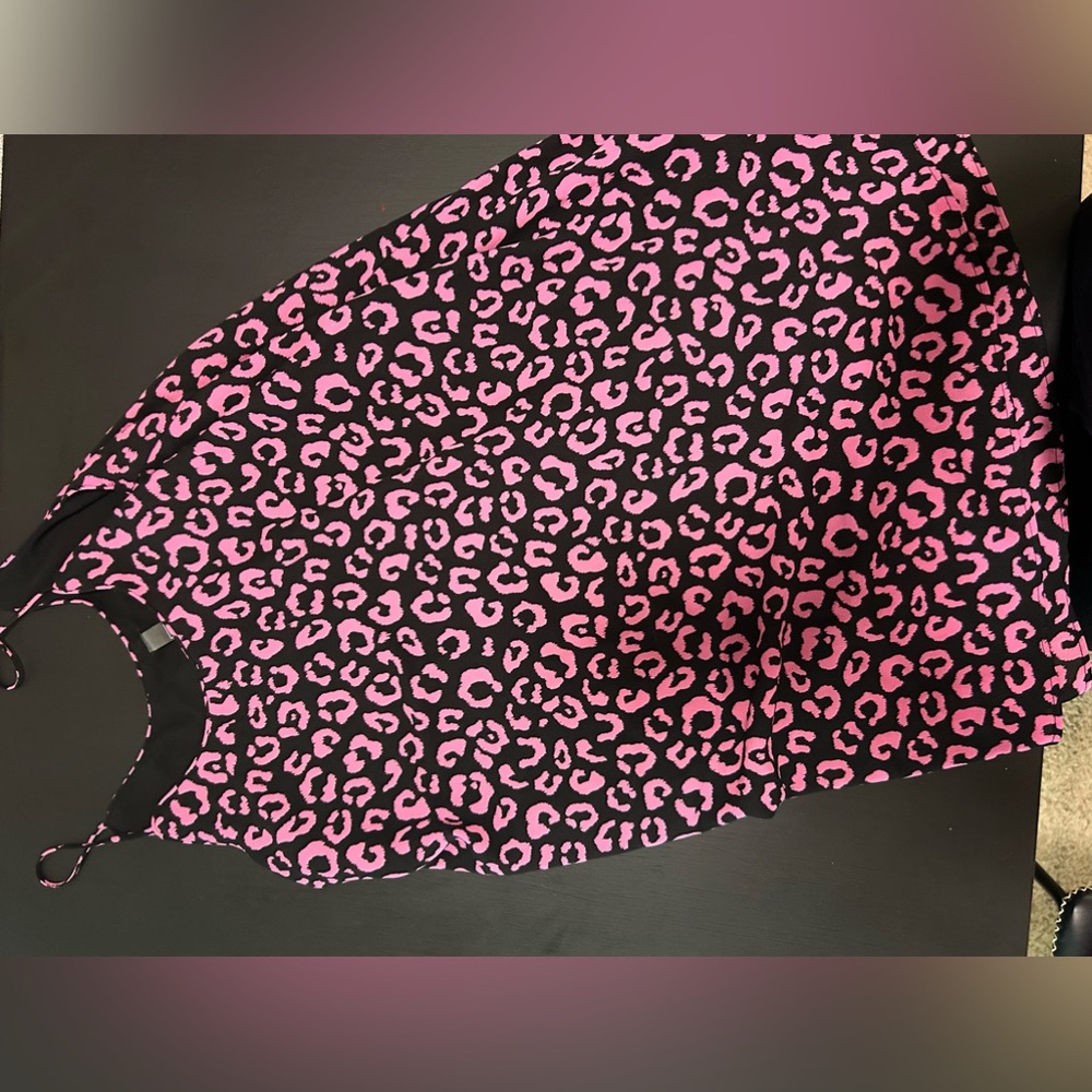 Pink & black leopard style mini
